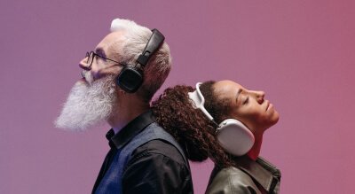 https://therighthand.digital/wp-content/uploads/2024/06/showcase-details-2-9.jpg